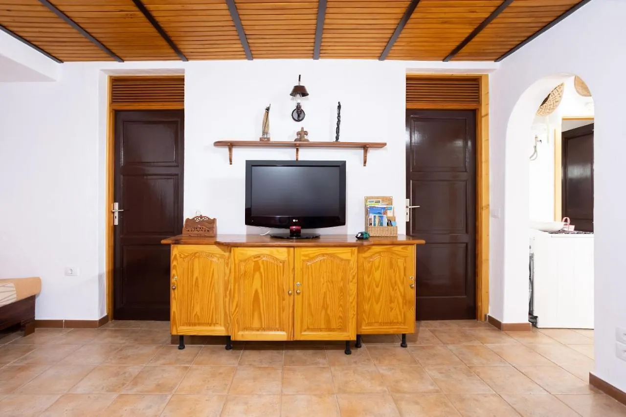 114 La Ladera Rural House By Sunkeyrents بيت للعطل